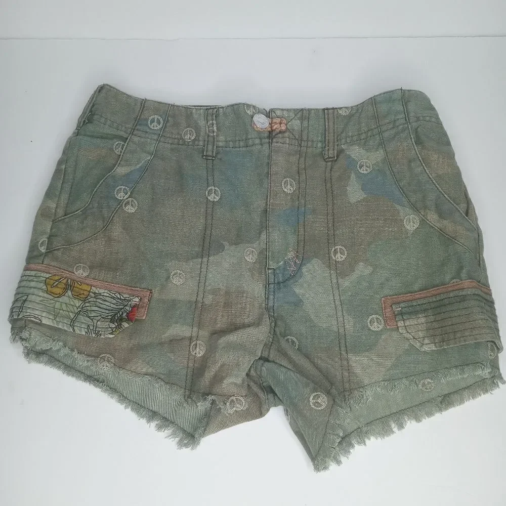 Anthropologie pilcro and the letterpress green shorts size 26P - Picture 1 of 6